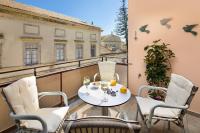 Balkón alebo terasa v ubytovaní Ivory Luxury Suite by CorfuEscapes