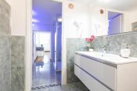 A bathroom at Campo dè Fiori Detached Apartment Eligio - Top Collection