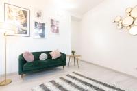 A seating area at Campo dè Fiori Detached Apartment Eligio - Top Collection