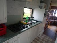 De Boerenskuur..chalet..にあるキッチンまたは簡易キッチン