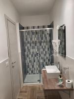 A bathroom at Sicula home