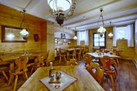 Restaurace v ubytování Sennerhütte Landhotel