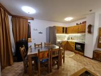 Kuchyň nebo kuchyňský kout v ubytování Pirin Golf Apartment HOME with private garden