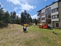 Herní místnost nebo prostor pro děti v ubytování Pirin Golf Apartment HOME with private garden
