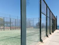 Tenis alebo squash v ubytovaní Apartamento en urb primera linea de playa alebo jeho okolí