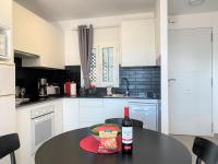 Kuchyň nebo kuchyňský kout v ubytování Verano Azul 67 Casasol Apartments