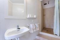 Łazienka w obiekcie Hostal Marina