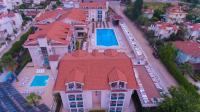 Bazén v ubytování Aes Club Hotel nebo v jeho okolí