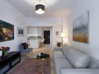 Posedenie v ubytovaní Newly Renovated Apartment in the Heart of Athens