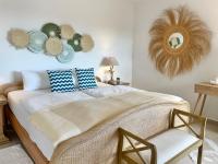 A bed or beds in a room at Jávea Apartment Terra