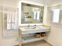 A bathroom at Jávea Apartment Terra