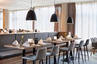 Un restaurant sau alt loc unde se poate mânca la H+ Hotel Köln Brühl