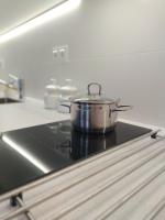 Kuchyňa alebo kuchynka v ubytovaní Apartament FANABERIA Lądek Zdrój