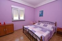 Posteľ alebo postele v izbe v ubytovaní Apartment Meri- near the Zadar main bus station