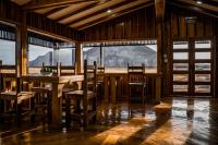 Nespecifikovaný výhled na hory nebo výhled na hory při pohledu z hotelu