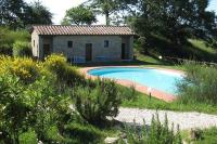 The swimming pool at or close to Villa Nocciola Il Poderone