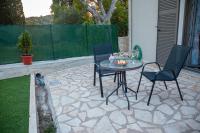 Patio alebo iná vonkajšia časť ubytovania Village Loft House