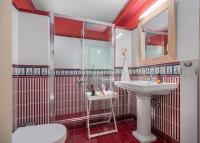 Kúpeľňa v ubytovaní SUN VILLA GLYFADA