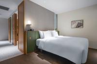 Humble Boutique Hotelにあるベッド