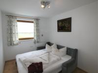 Posteľ alebo postele v izbe v ubytovaní Apartment Brettfall Blick by Interhome