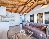 Kuchyňa alebo kuchynka v ubytovaní Golden Haven Luxe Bungalow Resort