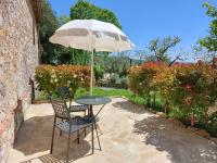 A garden outside Agriturismo San Sano