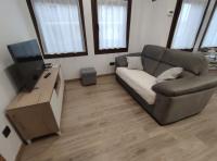 A seating area at Apto. Completo, La Ribera