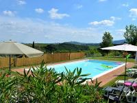Bazén v ubytovaní Agriturismo Il Poggetto alebo v jeho blízkosti
