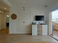 Kuchyň nebo kuchyňský kout v ubytování Empurialola -Apartamento con piscina y vistas preciosas en Rosas- 155