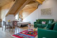 A seating area at Turin Sweet Home