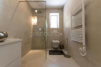 Kúpeľňa v ubytovaní Villa Smaragd - Saphir - Luxury Apartment With Shared Pool