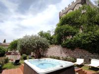 The swimming pool at or close to Villa Siciliana