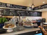 Mad på resortet eller i nærheden