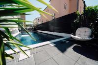 Bazén v ubytovaní Holiday Apartments Amarilis alebo v jeho blízkosti
