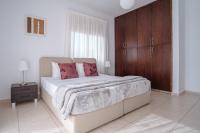 Postel nebo postele na pokoji v ubytování Eframia Dyo by Prestige Bookings