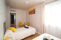 A bed or beds in a room at Sunflowers