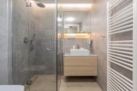 Kúpeľňa v ubytovaní Apartments Mazowiecka by the Sea Pobierowo by Noclegi Renters