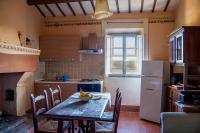 Kuchnia lub aneks kuchenny w obiekcie Villa La Fontana