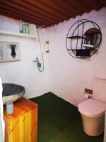 Koupelna v ubytování La Cueva Refugio