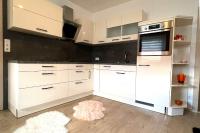 Kuchyňa alebo kuchynka v ubytovaní Ferienwohnung Nina Ortner Greifenburg