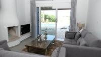Bazén v ubytování Resitour - Apollo Beach Villa 37 nebo v jeho okolí