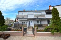 Budynek, w którym mieści się apartament