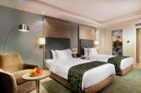 Centara Muscat Hotel Omanにあるベッド