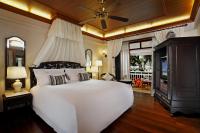 Postel nebo postele na pokoji v ubytování Centara Grand Beach Resort & Villas Hua Hin