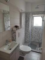 Kúpeľňa v ubytovaní Apartman Miami Podstrana