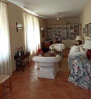 Posedenie v ubytovaní Casa rural con encanto, 4 hab con 4 baños completos en suite, piscina y campo privado