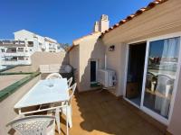 Bazén v ubytování 3 bedroom penthouse close by Parque de la Paloma Benalmádena nebo v jeho okolí