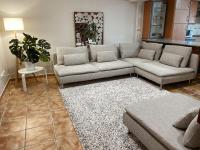 Posezení v ubytování CHALET CON VISTAS AL MAR, PISCINA, PISTA FUTBOL...IDEAL PARA FAMILIAS CON NIÑOS