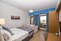 Posteľ alebo postele v izbe v ubytovaní Yianna Caravel Suites "by Checkin" adults only