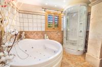 Łazienka w obiekcie Villa Plomer Serra